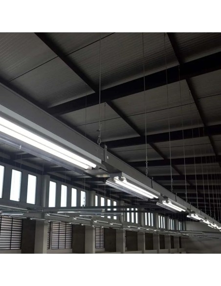 Tubo LED Chip Samsung T8 16 5W 112LM/W G13 120cm In Nanoplastica Ruotabile 6500K-prodotto in ambiente