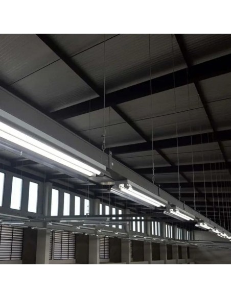 Tubo LED Chip Samsung T8 24W 125LM/W G13 150cm in Nanoplastica 6500K-prodotto in ambiente