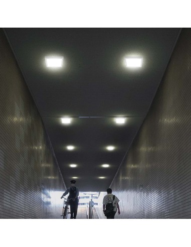 Pannello LED 12W Montaggio a Plafone Quadrato Colore Bianco 4000K-prodotto in ambiente