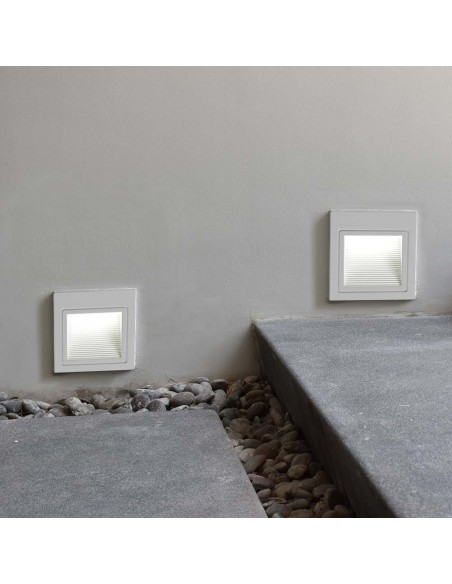 10377-Faretto LED Segnapasso Quadrato Montaggio a Incasso  Colore Bianco  -5