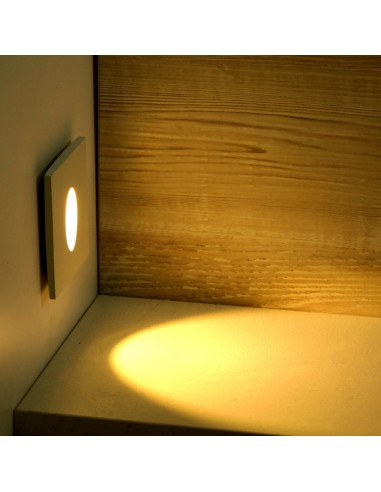 211210-Faretto LED Segnapasso Quadrato Montaggio a Incasso  Colore Bianco  IP-4