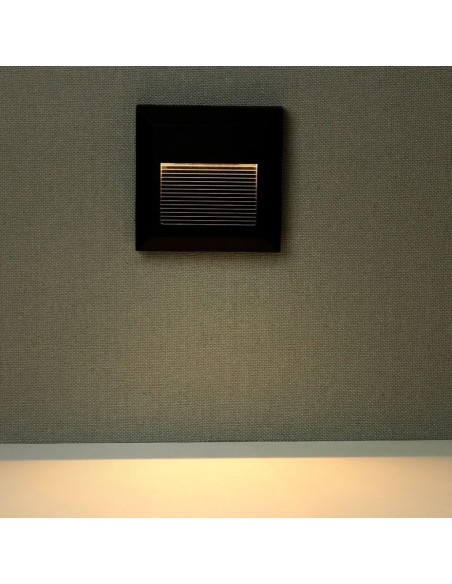 211323-Faretto LED Segnapasso Quadrato Montaggio a Plafone  Colore Nero  -4