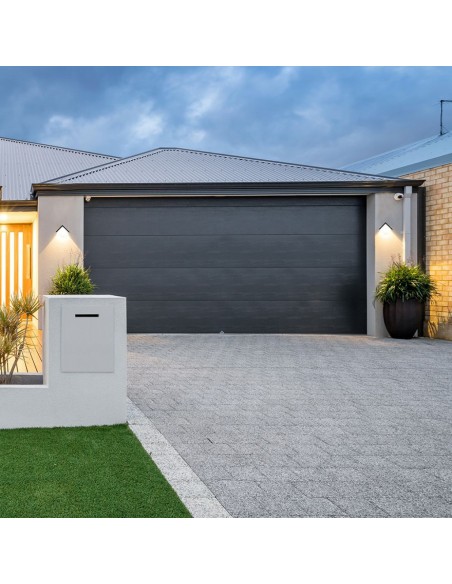 218540-Lampada LED da Muro Quadrato  con Diffusore Semicoperto Colore Nero  -4