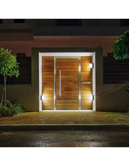 218612-Lampada LED da Muro Quadrata con Diffusore Semicoperto  Colore Nero  -3