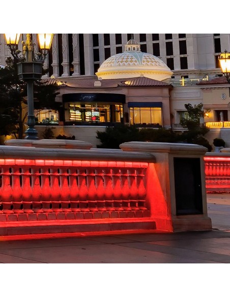 23730-Strip LED V Rosso Chiaro SMD /m m  LED/m con Spina  mm-3