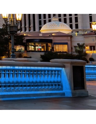 23731-Strip LED V Blu Chiaro SMD /m m  LED/m con Spina  mm-3