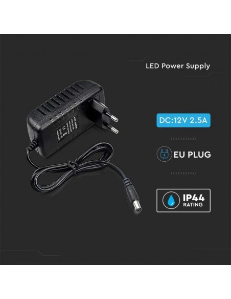 2671-Alimentatore in Plastica  V A Plug and Play con Jack  Colore Nero Cavo da m IP-4