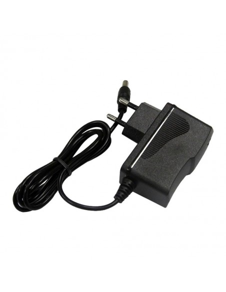 3237-Alimentatore in Plastica  V A Plug and Play con Jack  Colore Nero Cavo da m IP-3