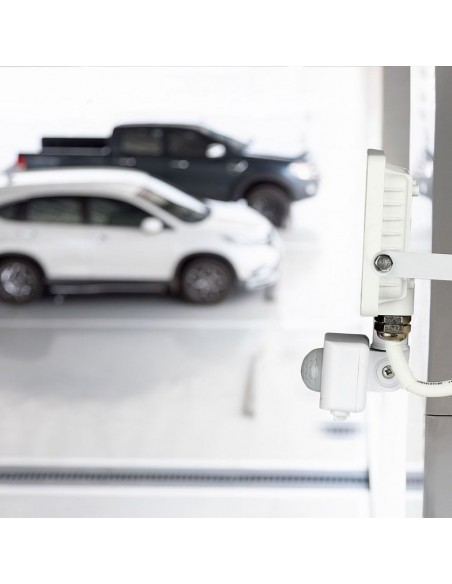 435-Faro LED Chip Samsung  con Sensore di Movimento e Crepuscolare e Interruttore Manuale di Bloccaggio Colore Bianco  -4