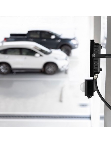 460-Faro LED Chip Samsung  con Sensore di Movimento e Crepuscolare e Interruttore Manuale di Bloccaggio Colore Nero  -4