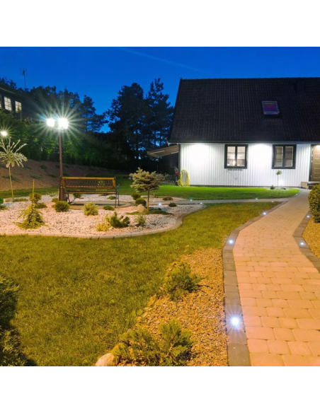 7061-Lampione LED con Portalampada E Max x Colore Nero h cm IP-3