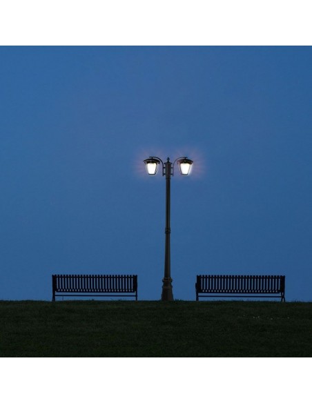 7062-Lampione LED con Portalampada E Max x Colore Nero h cm IP-3