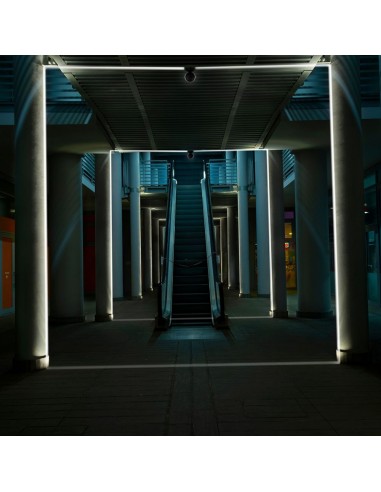 8219-Lampada LED da Muro Arrotondata  LM/W Fascio Luminoso a  Colore Nero  -6