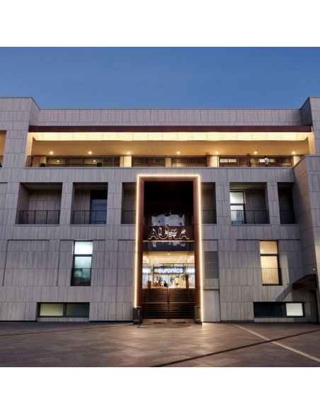 8608-Portafaretto LED da Incasso GU con Sezione a Mezza Luna Colore Nero con Interno Nero-4