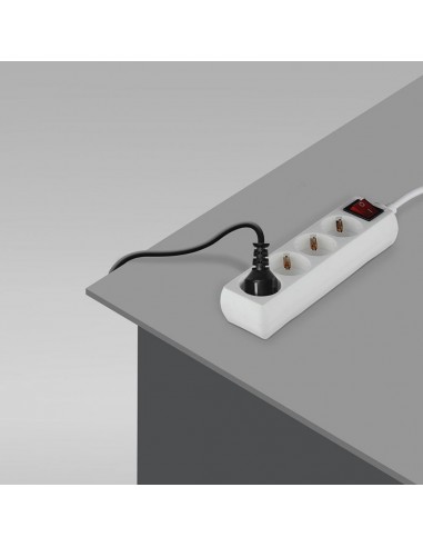 8765-Multipresa con Cavo m e x Prese Schuko A-4