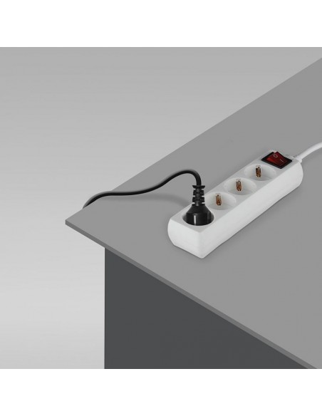 8765-Multipresa con Cavo m e x Prese Schuko A-4