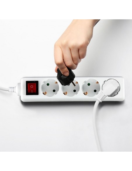 8765-Multipresa con Cavo m e x Prese Schuko A-6