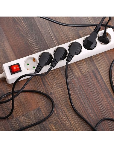 8768-Multipresa con Cavo -3