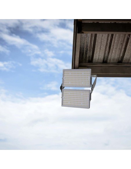 97212-Faro LED  LM/W Colore Nero  Cavo m  -5